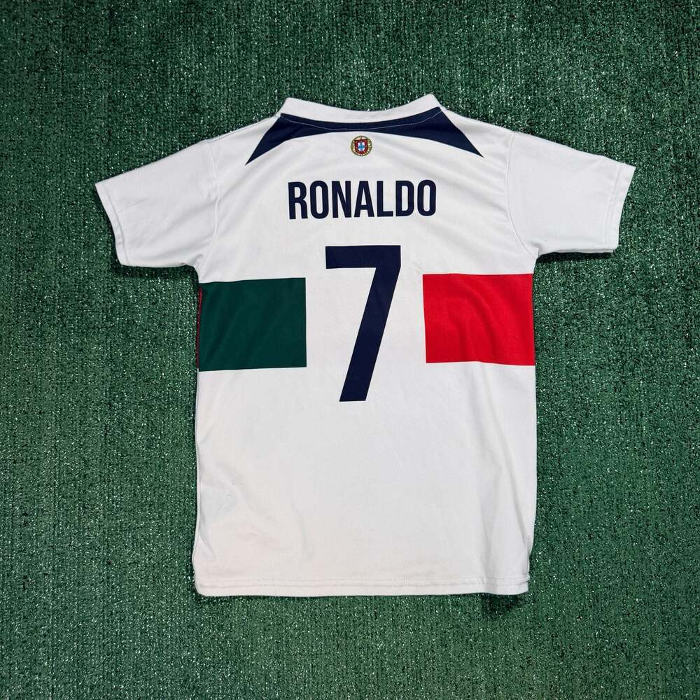Portugal 2022-24 Ronaldo #7 Away Soccer Fan Jersey (Youth Small)